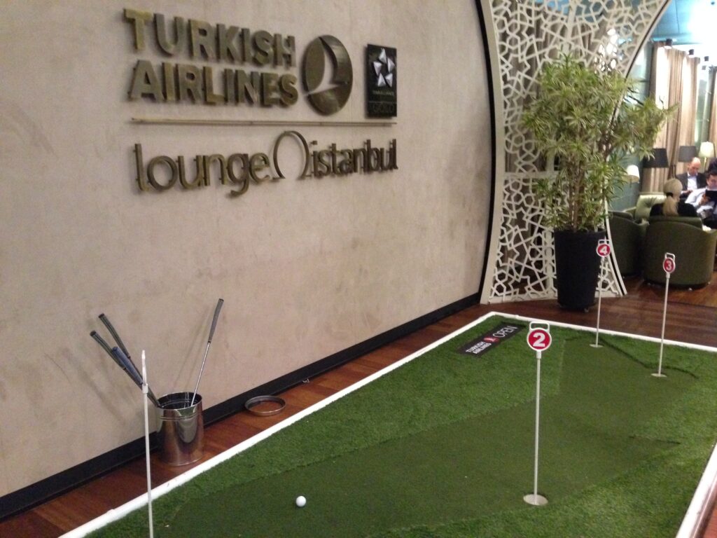 Turkish Airlines Lounge IST