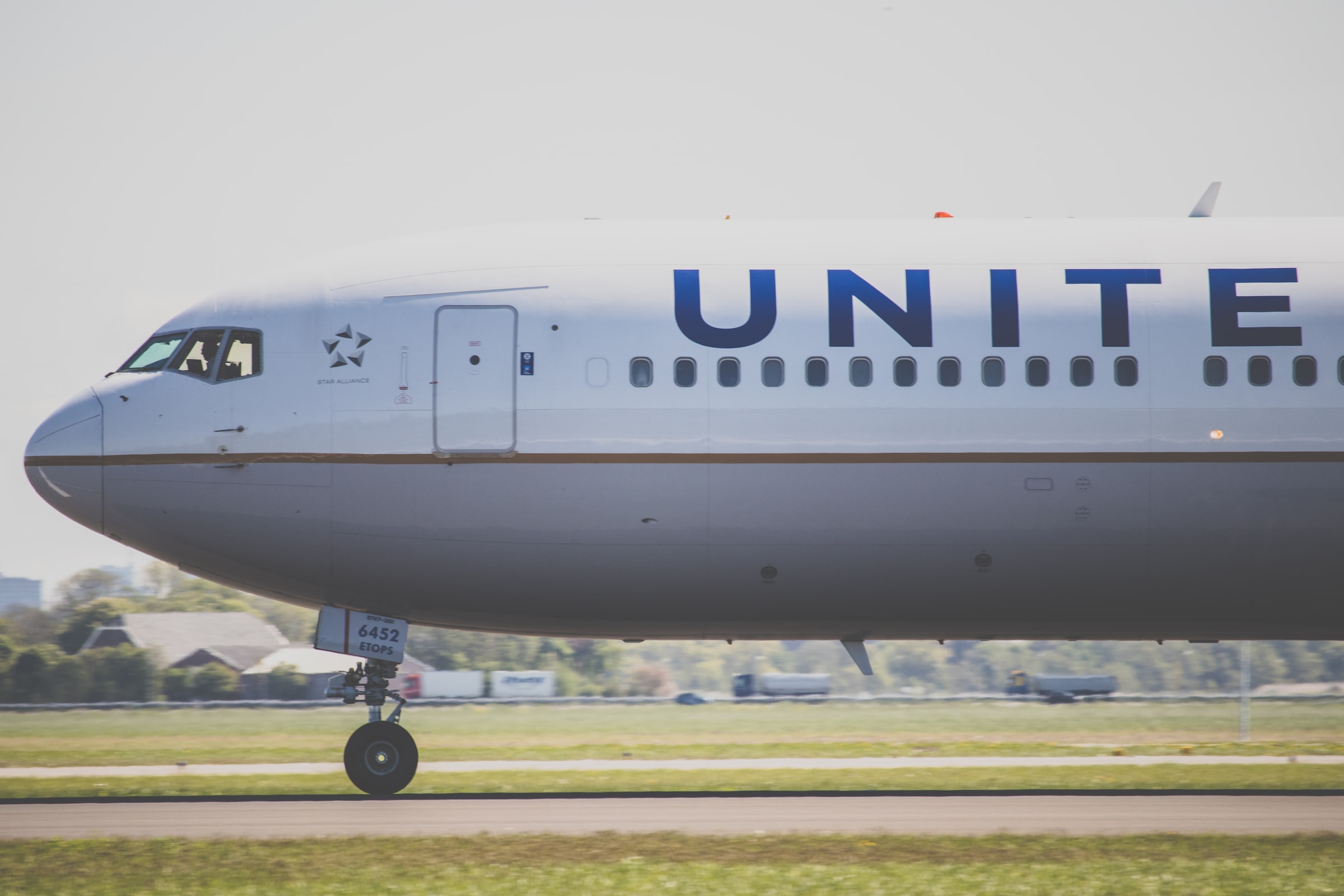 United Airlines Flew From O'Hare to Midway This Week - The Bulkhead Seat