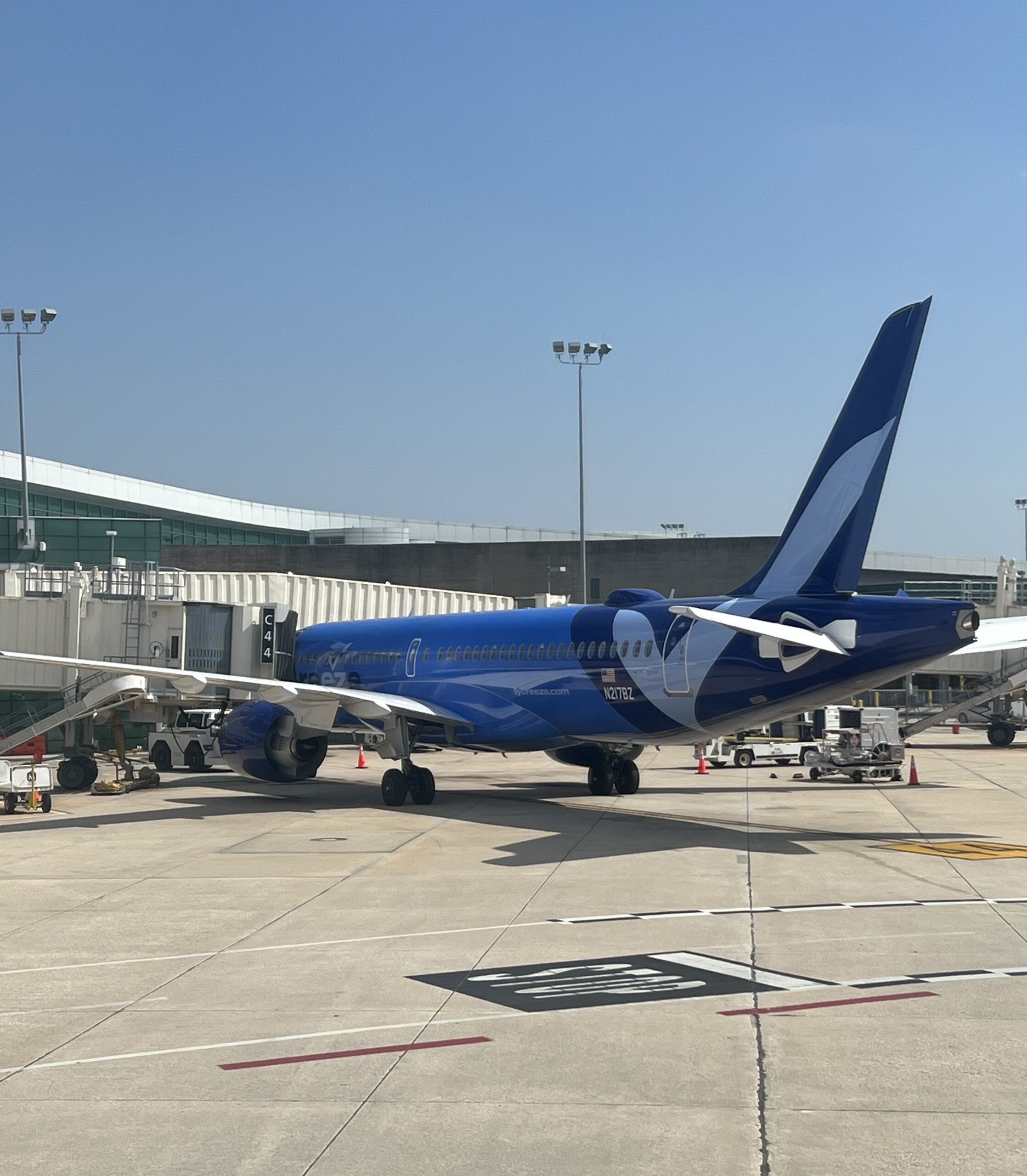 Flight Review Breeze Airways A220 300 Nicest Class TPA HSV LAS The 