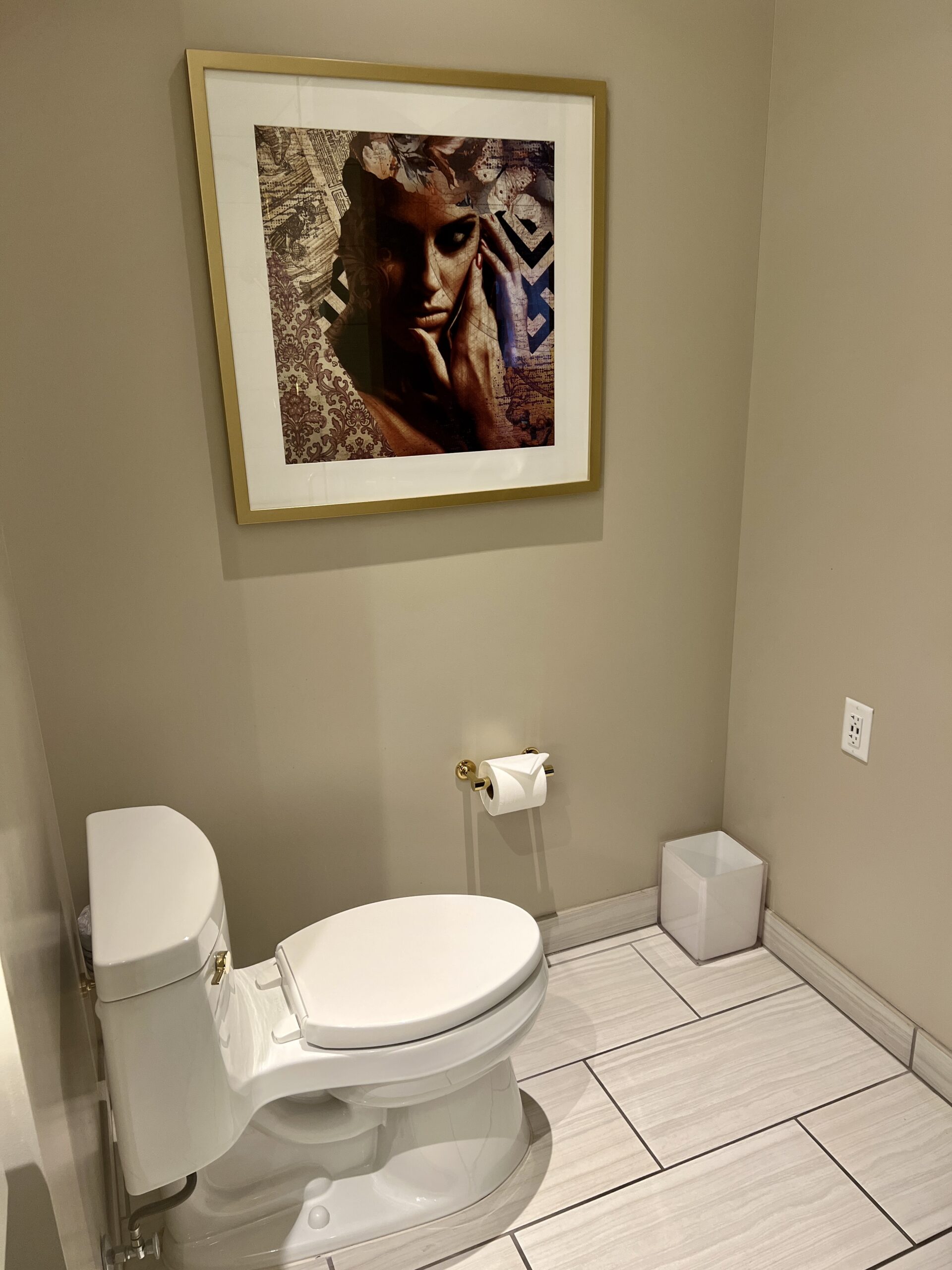 Hilton Las Vegas Toilet