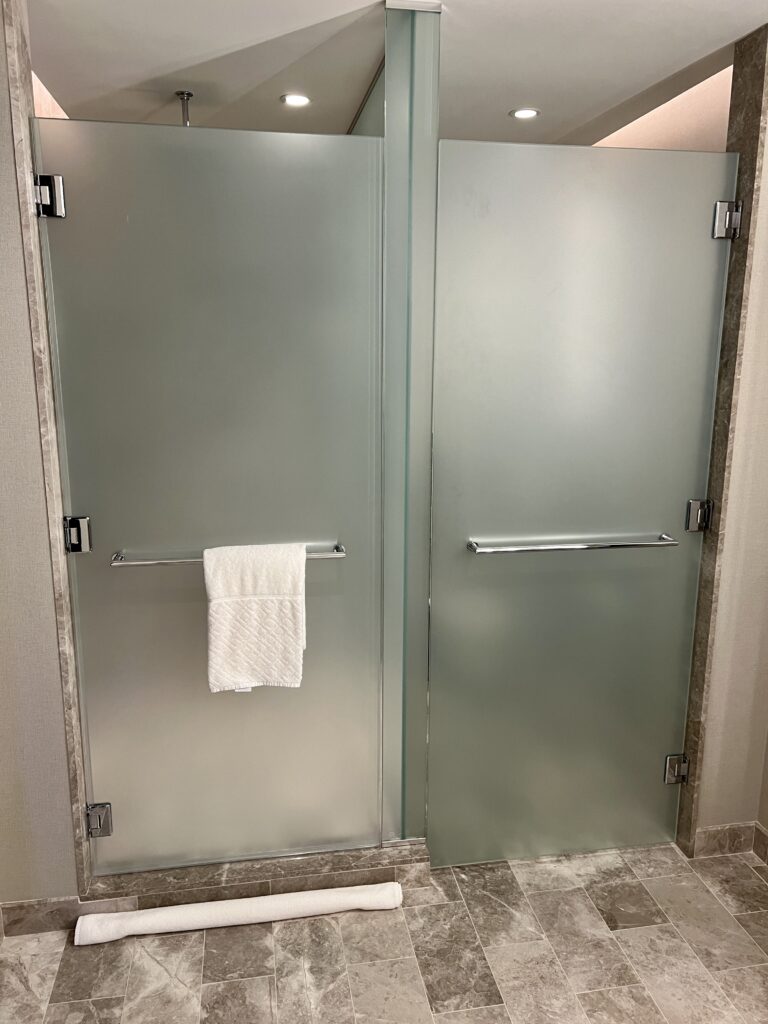 Superior Room St Regis Chicago Bathroom 3