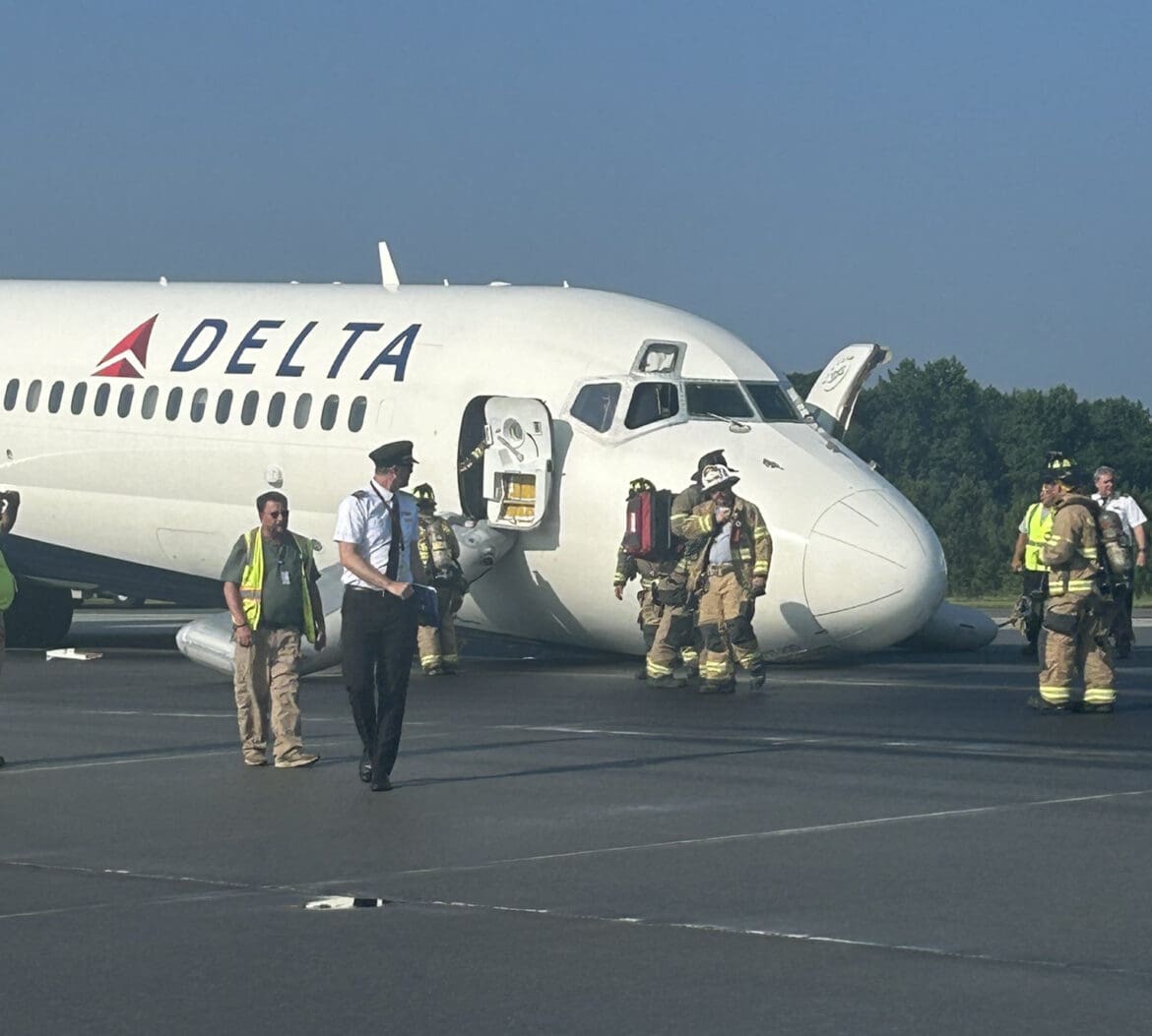 Delta Plane Grounded