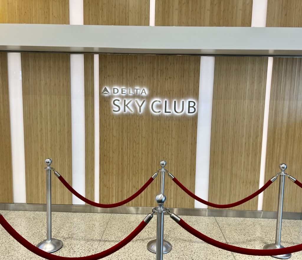 Delta Sky Club SLC Entrance
