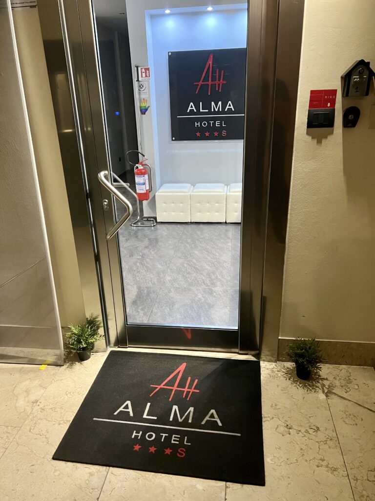 Alma Hotel Reception