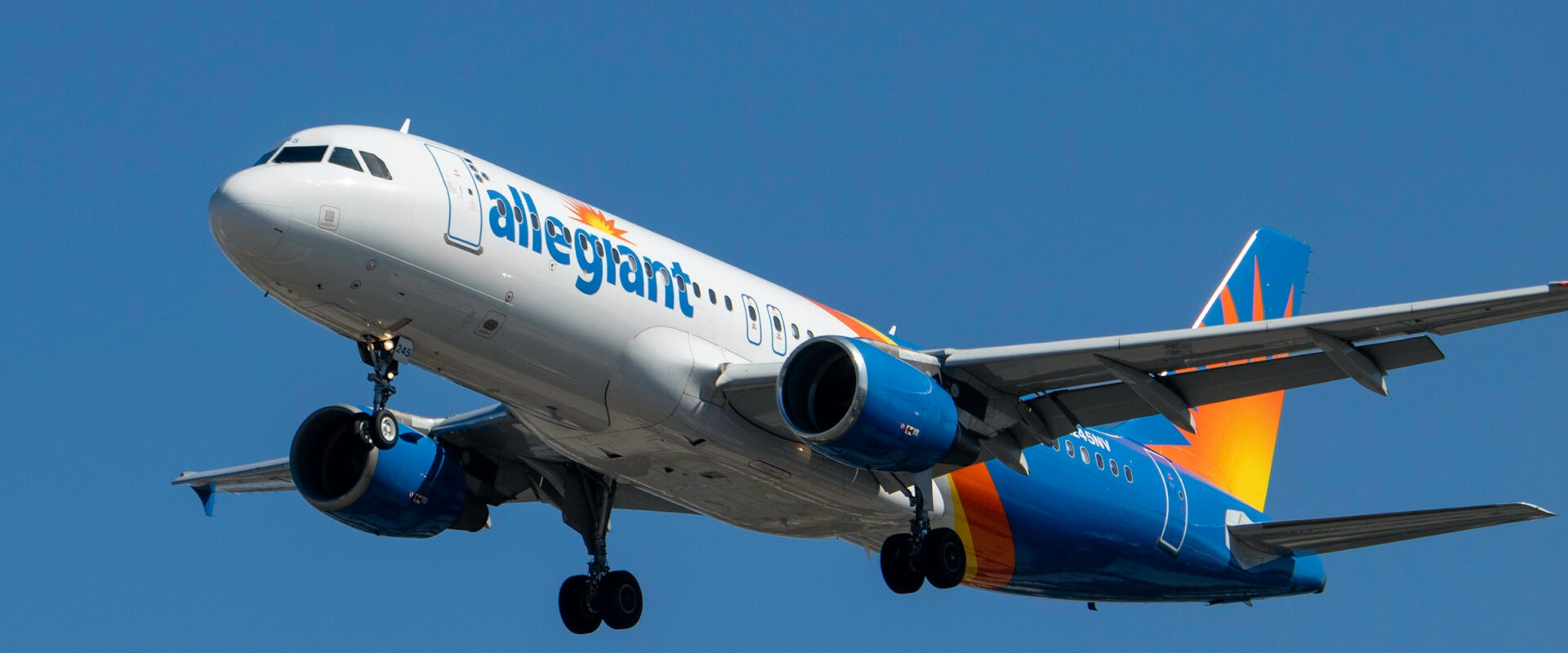 Allegiant Plane