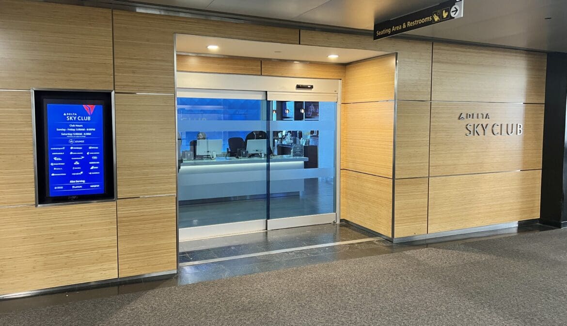 Delta Sky Club EWR Entrance Delta Sky Club EWR Entrance