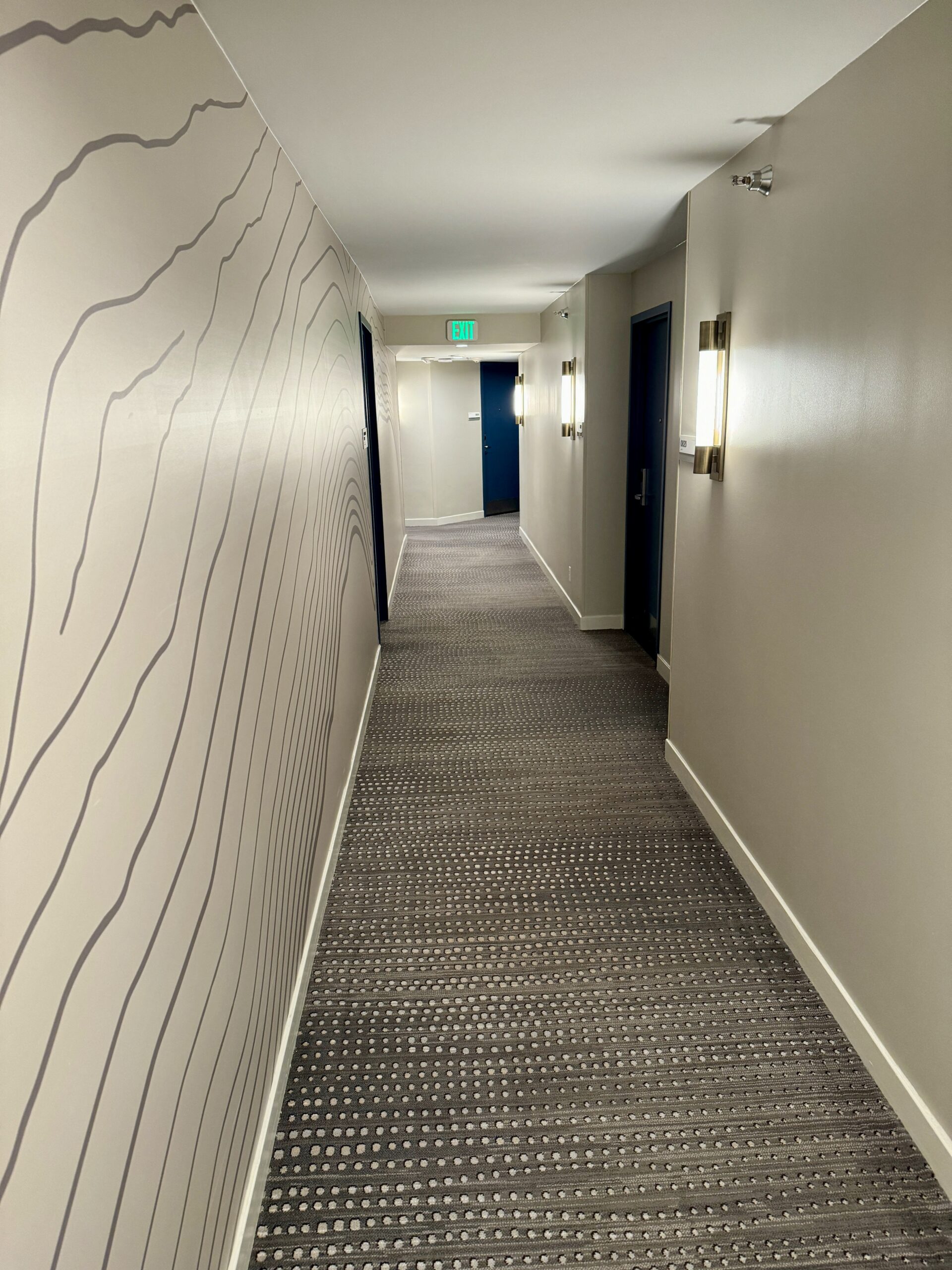 Le Méridien Hallway 2