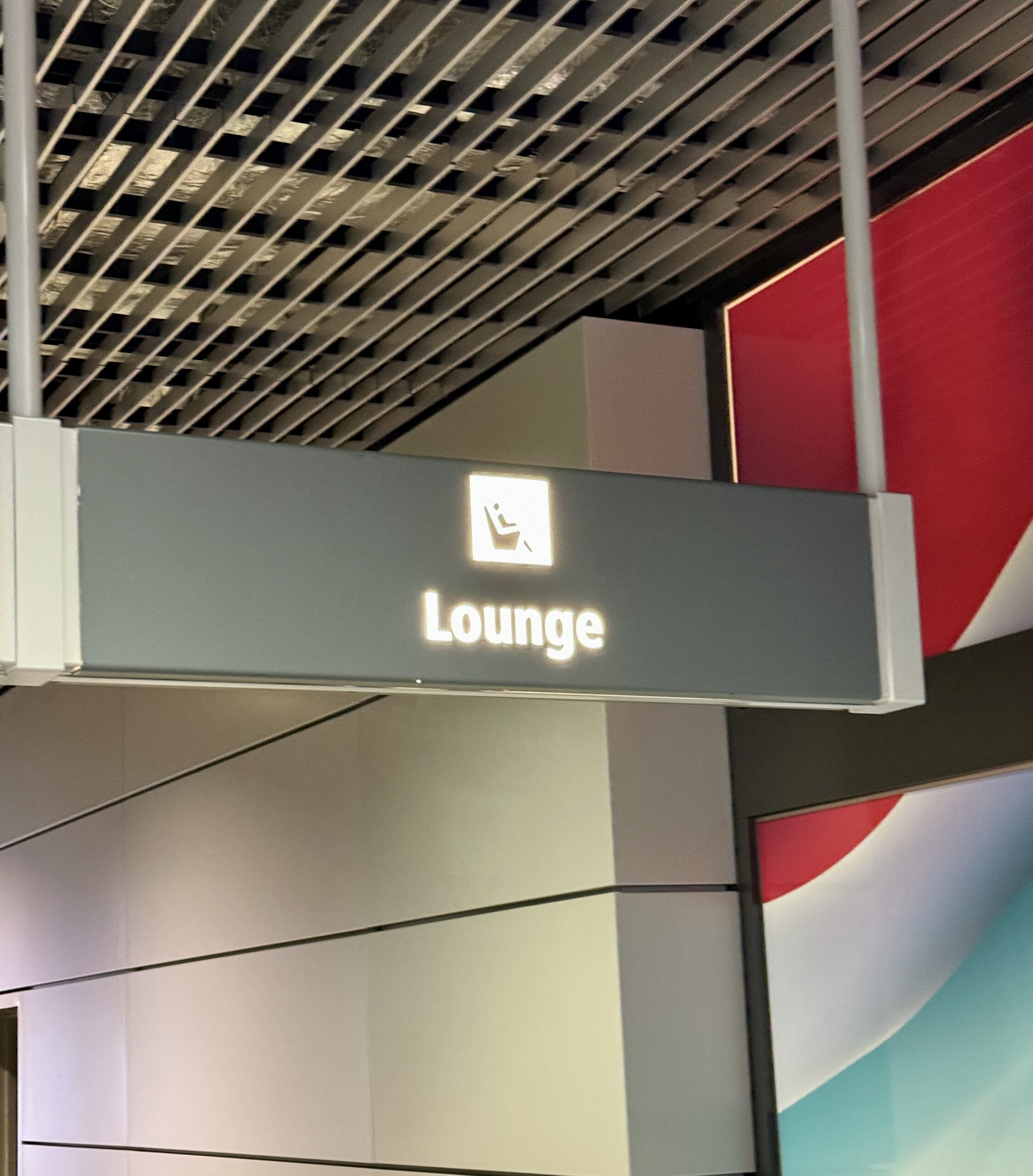 Luxair Lounge 1