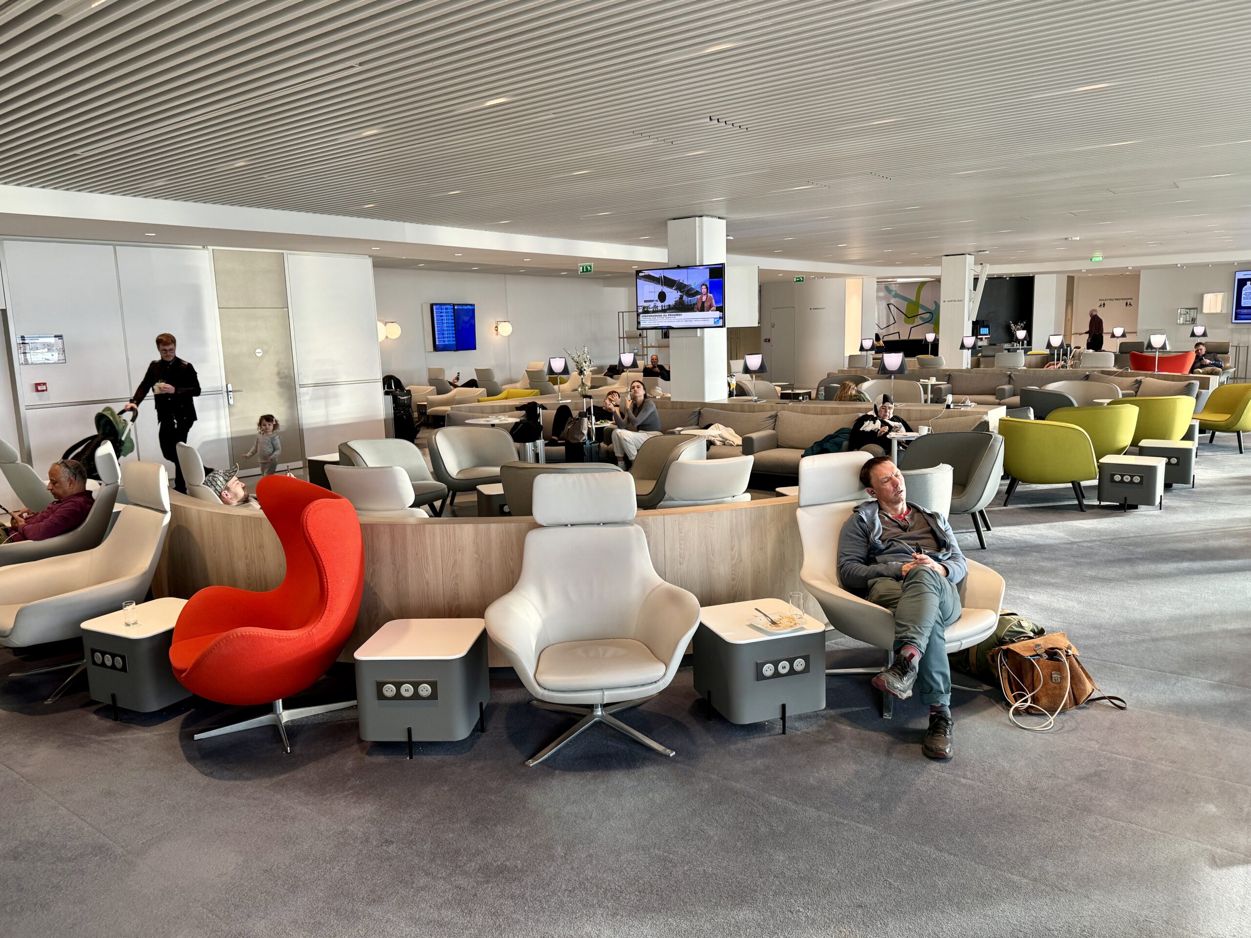 Air France Lounge CDG 26