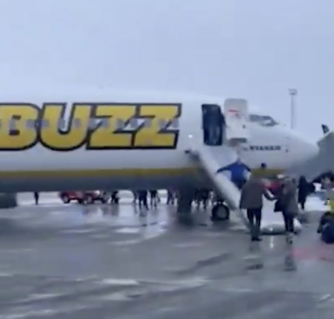 Ryanair Buzz Evacuation