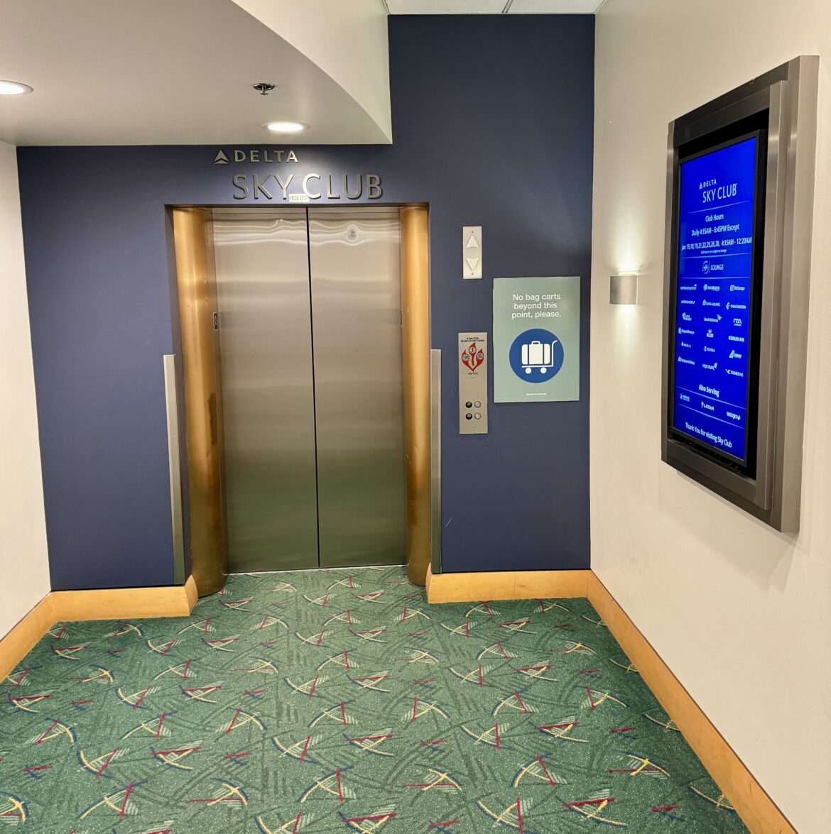 Delta Sky Club PDX 2