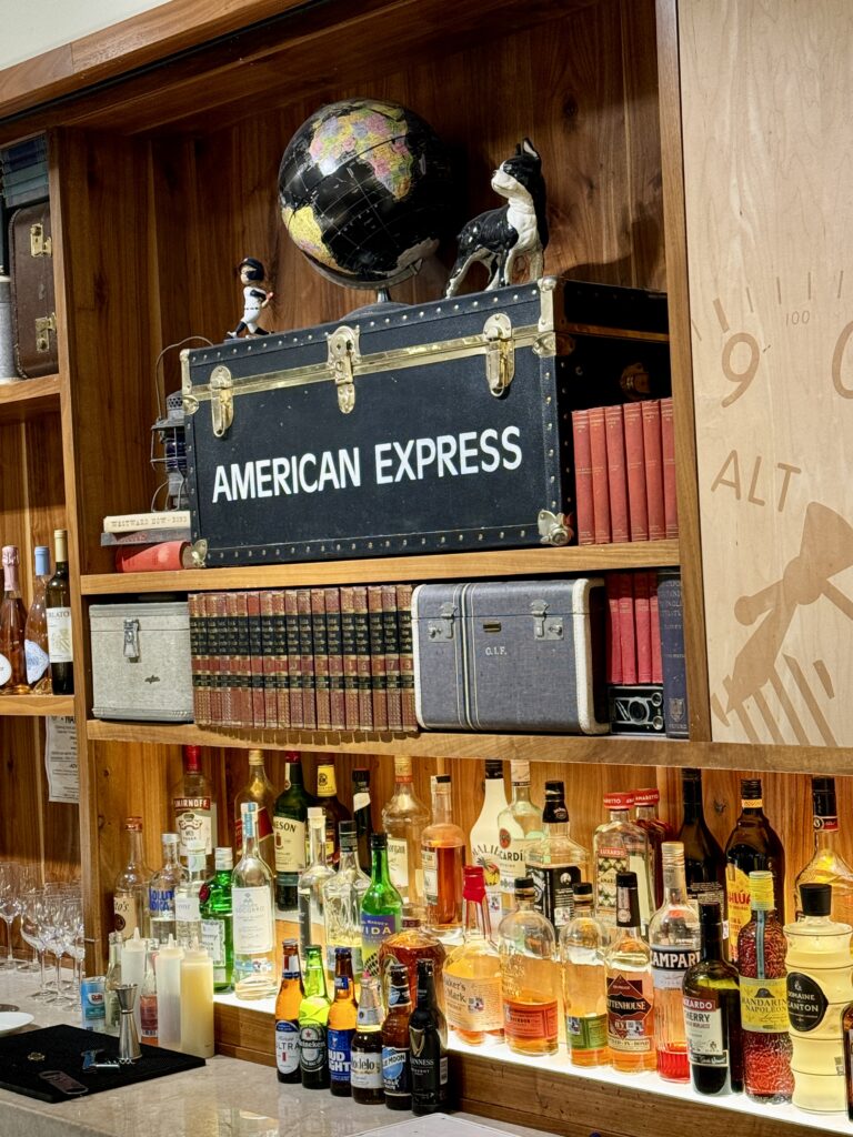 Amex Centurion Lounge IAH 21