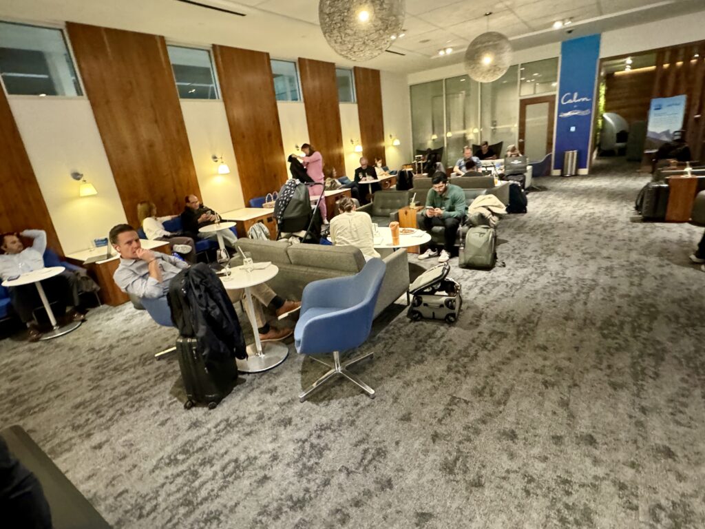 Amex Centurion Lounge IAH 22