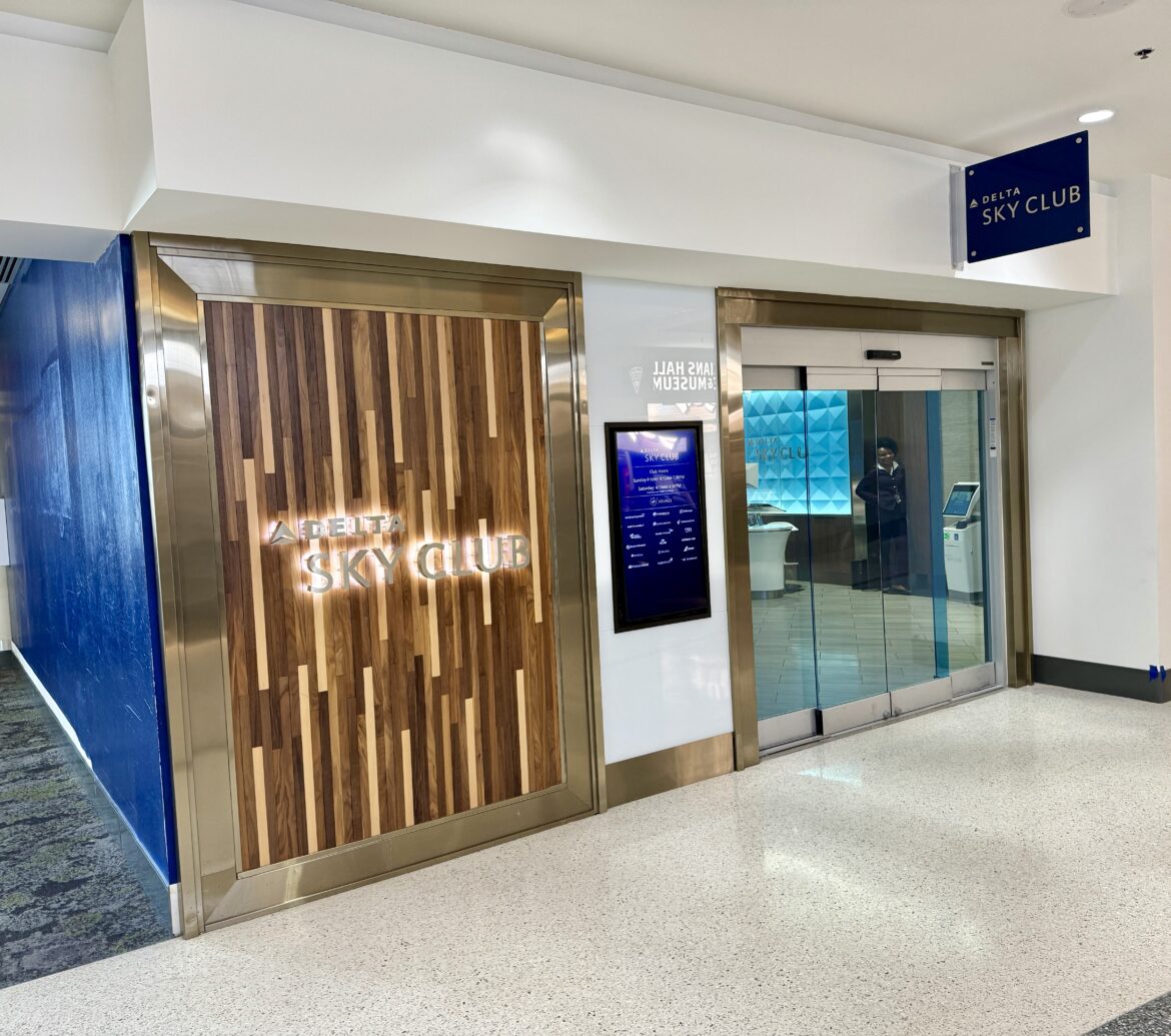 Delta Sky Club BNA 2