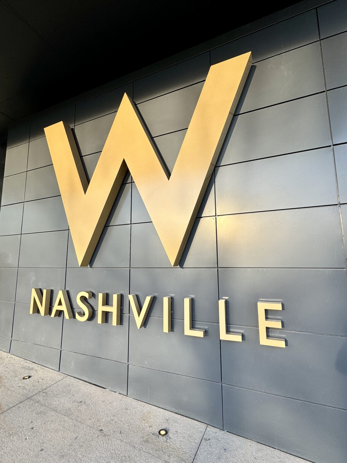 W Nashville 1