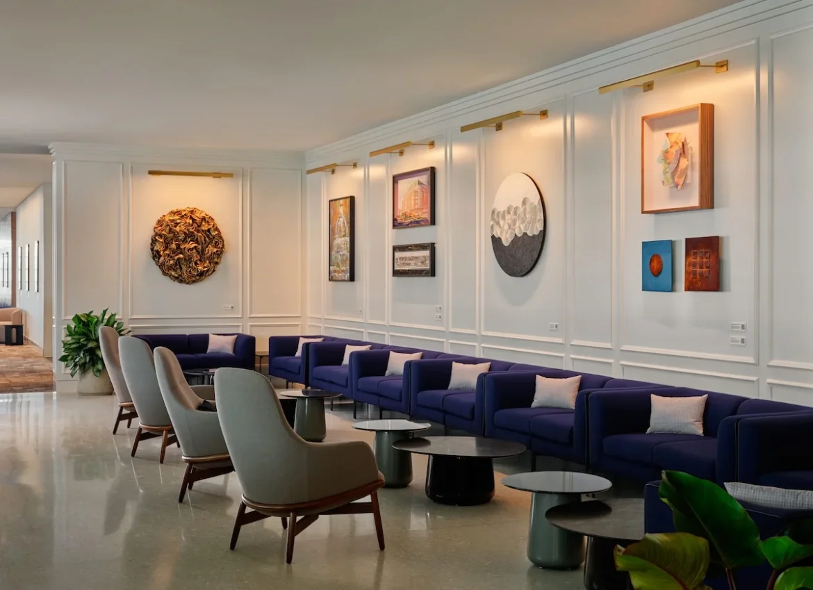 Amex Lounge DCA 4 Amex Lounge DCA 4
