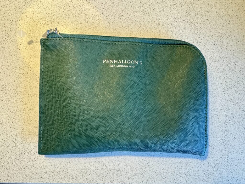 Singapore Amenity Kit