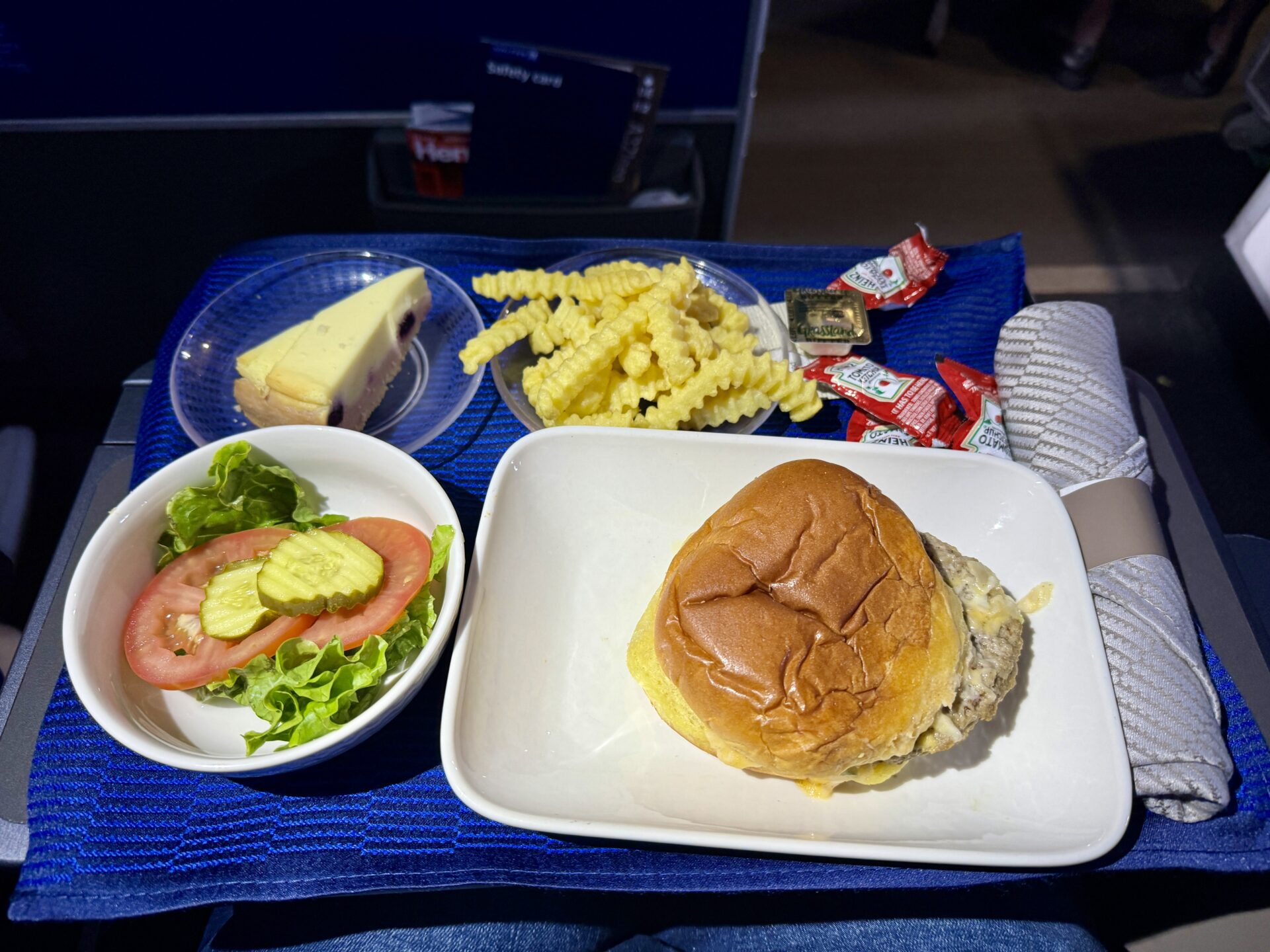 Flight Review: United Airlines Airbus A321neo First Class - IAH-ORD ...