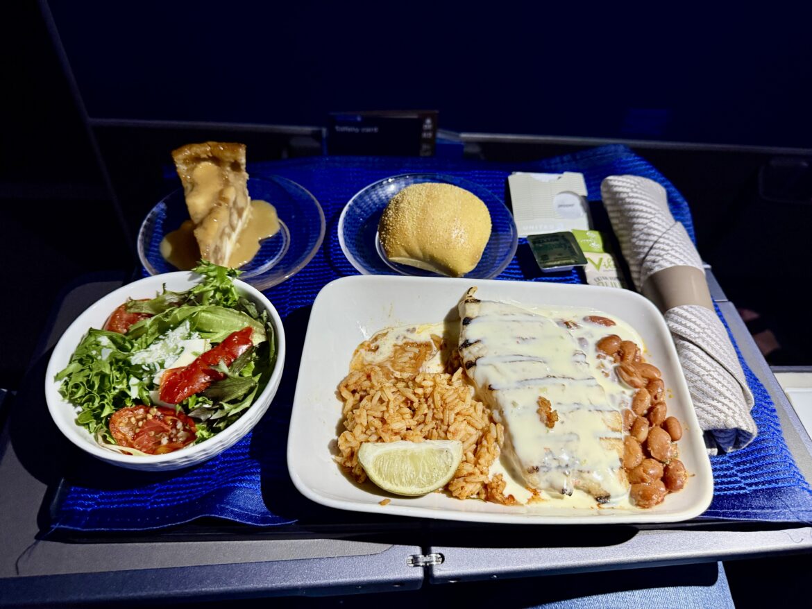 Taste Test: United's Houston Signature Dish - The Bulkhead Seat