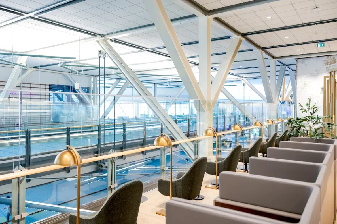 Plaza Premium Lounge YVR 2