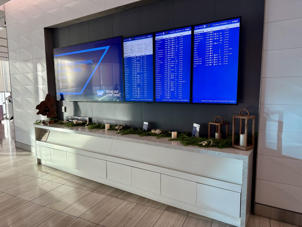 United Club LAX 31