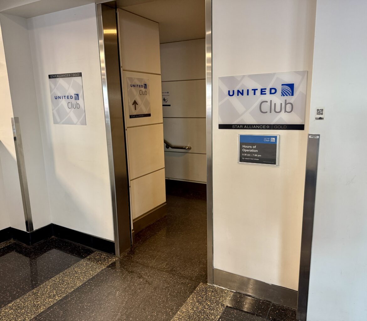 United Club DCA 1