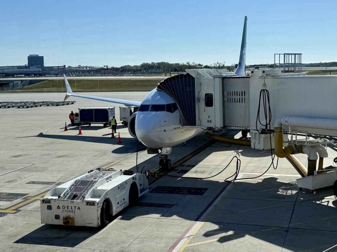 Aeromexico 1741 27 Aeromexico 1741 27