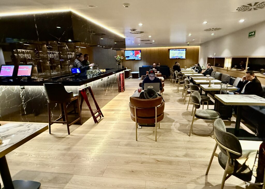 Amex Centurion Lounge MEX 3