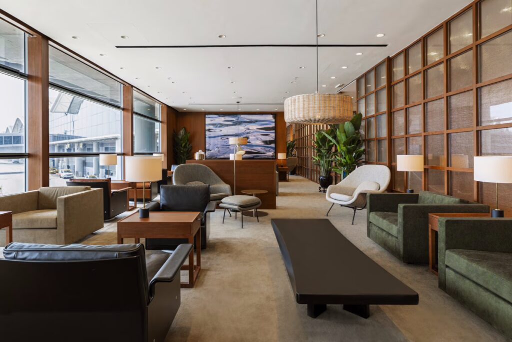 Cathay Lounge