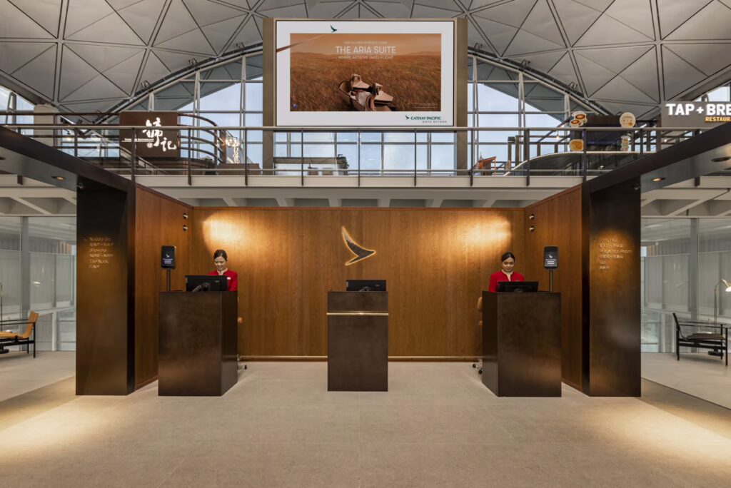 Cathay Pacific Check-In