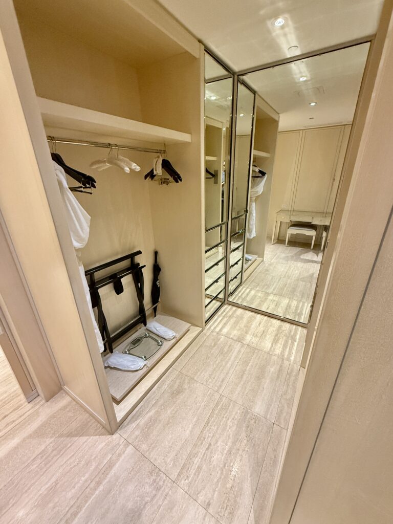 St. Regis Bal Harbour 51