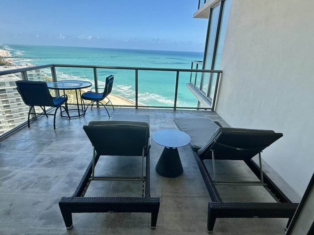 St. Regis Bal Harbour 48