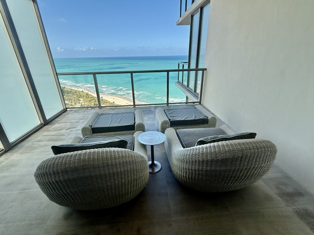 St. Regis Bal Harbour 43