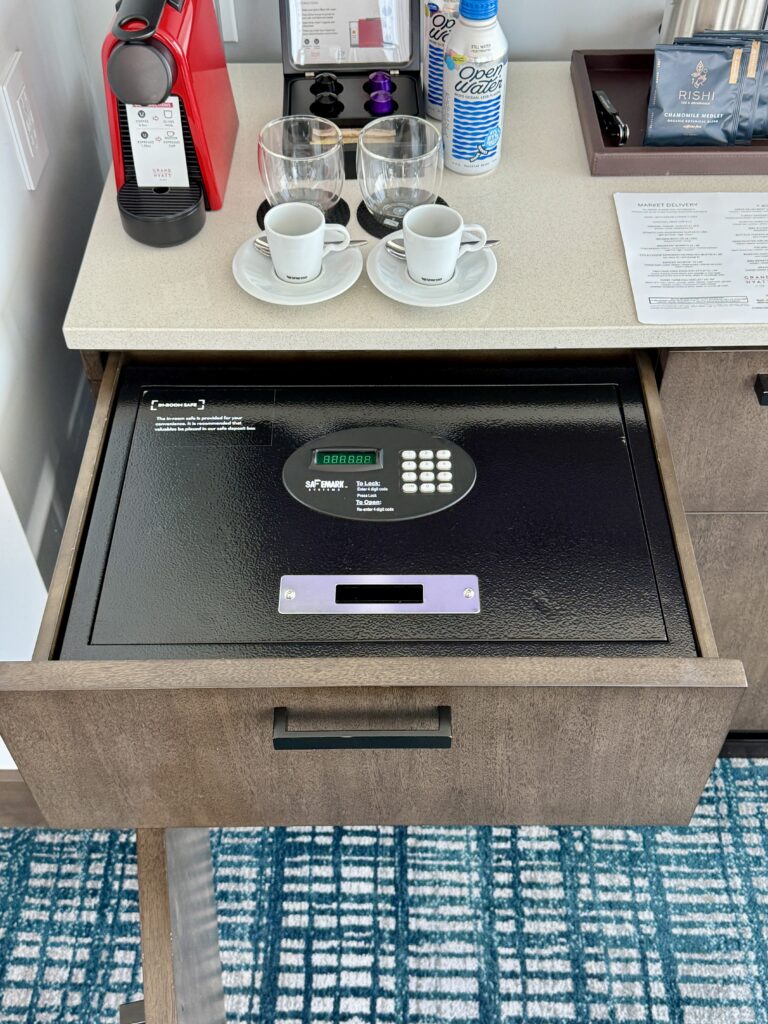 Grand Hyatt SFO 24