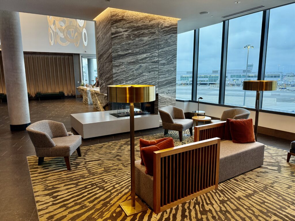 Grand Hyatt SFO 8
