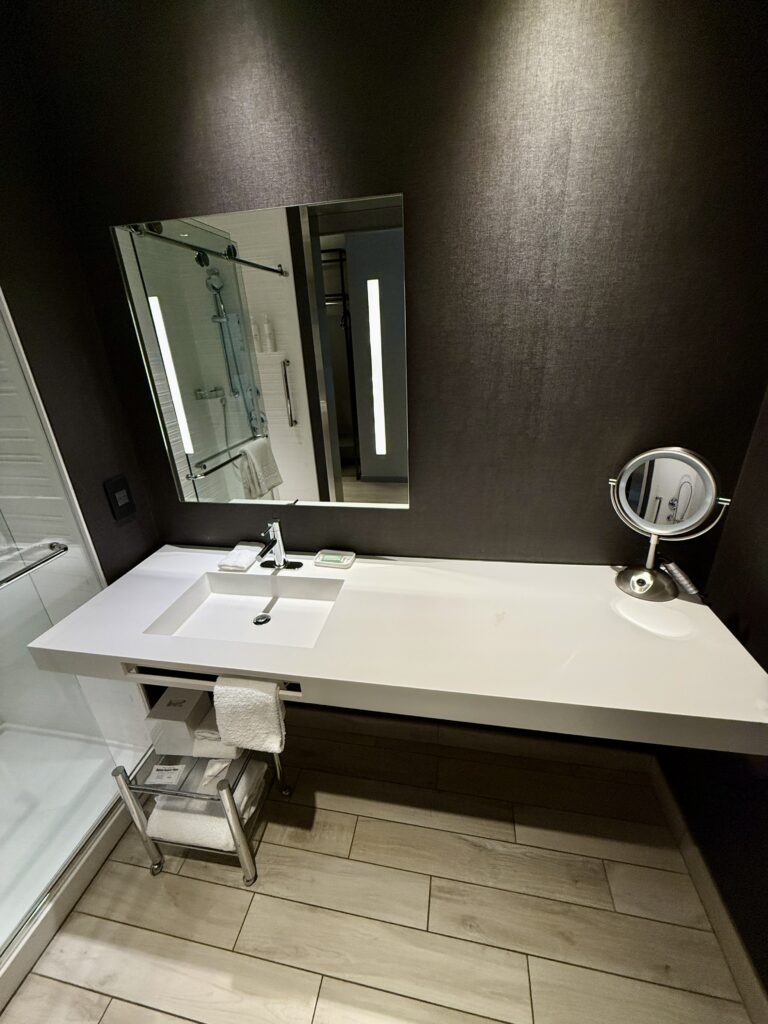 AC Hotel Charlotte City Center 23