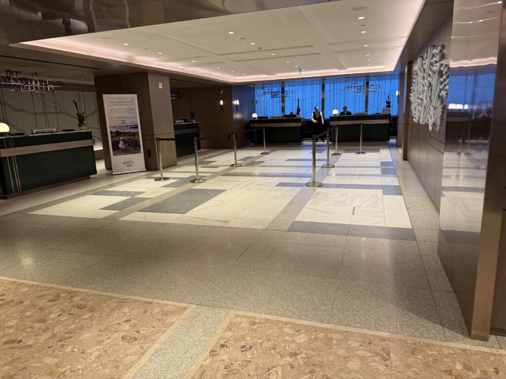 Sheraton Toronto Centre 6