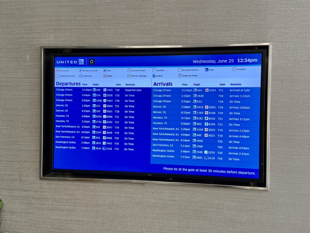 United Club ATL 27
