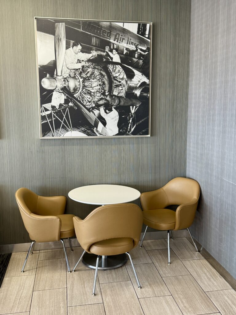 United Club ATL 23