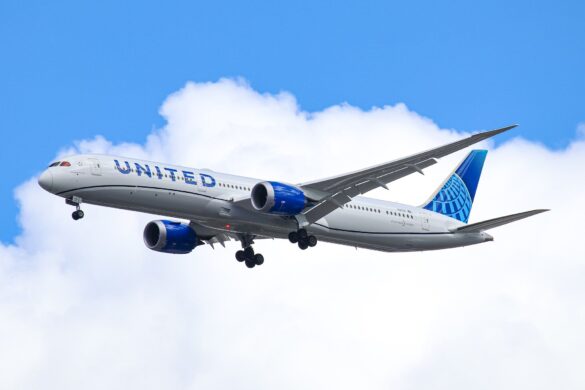 United Boeing 787-10