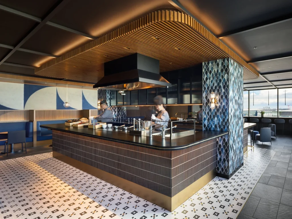 AMEX HND Lounge 1