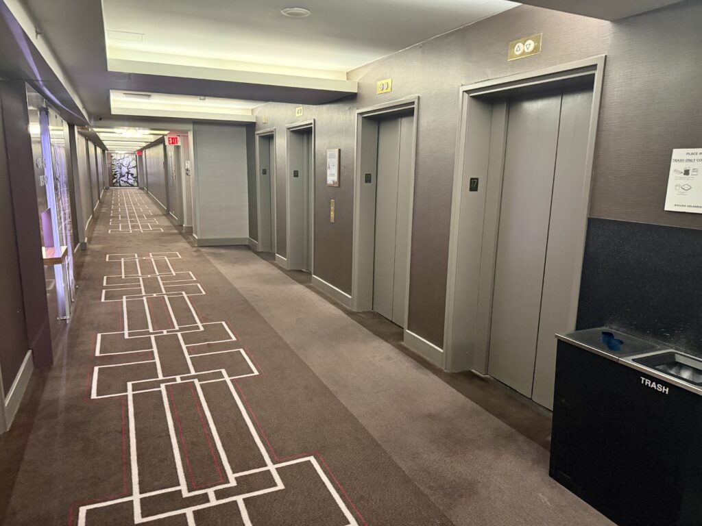 Hyatt Grand Central 8