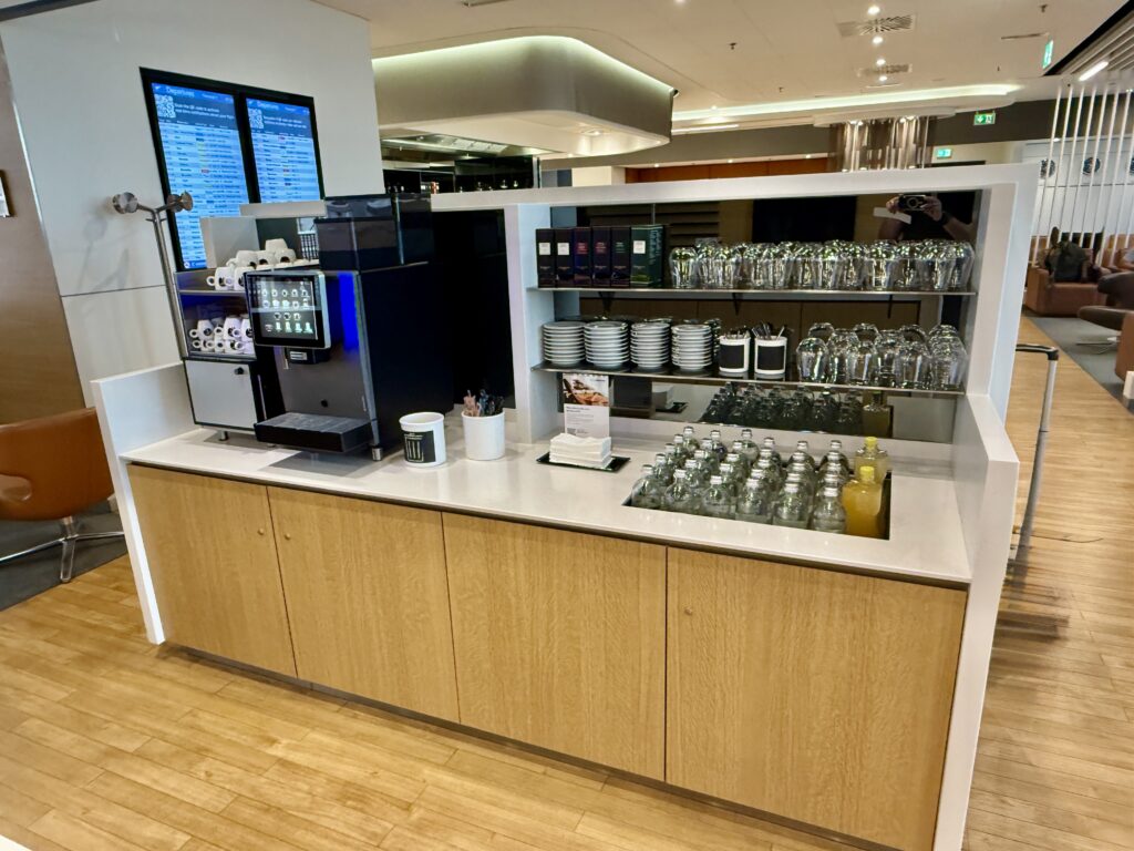 Lufthansa Business Lounge MXP 3