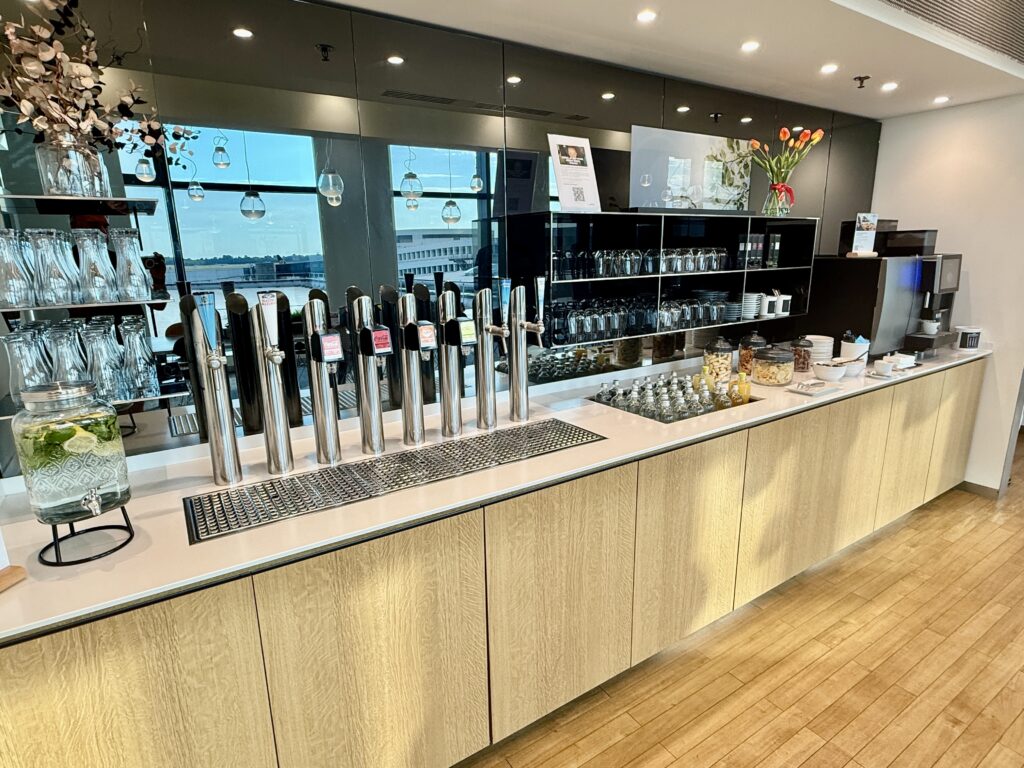 Lufthansa Business Lounge MXP 5