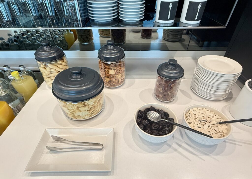 Lufthansa Business Lounge MXP 20