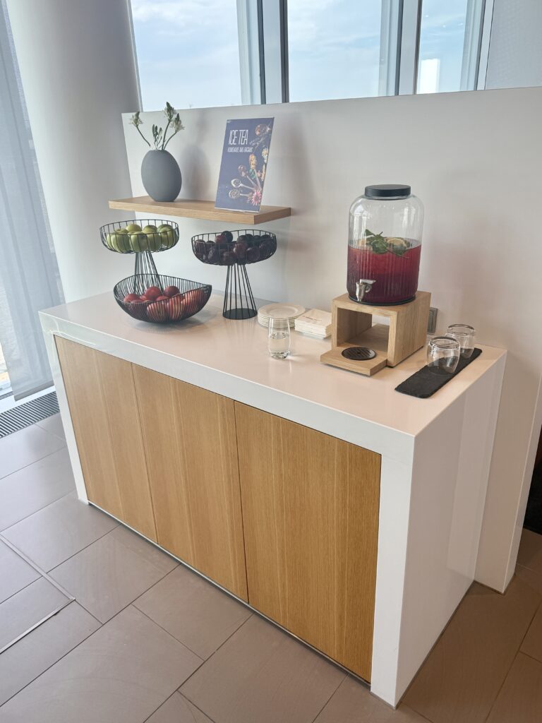 LH First Lounge MUC 19