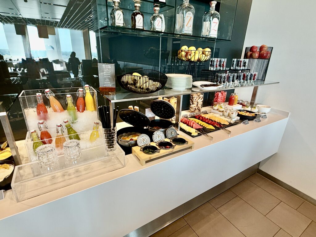 LH First Lounge MUC 15