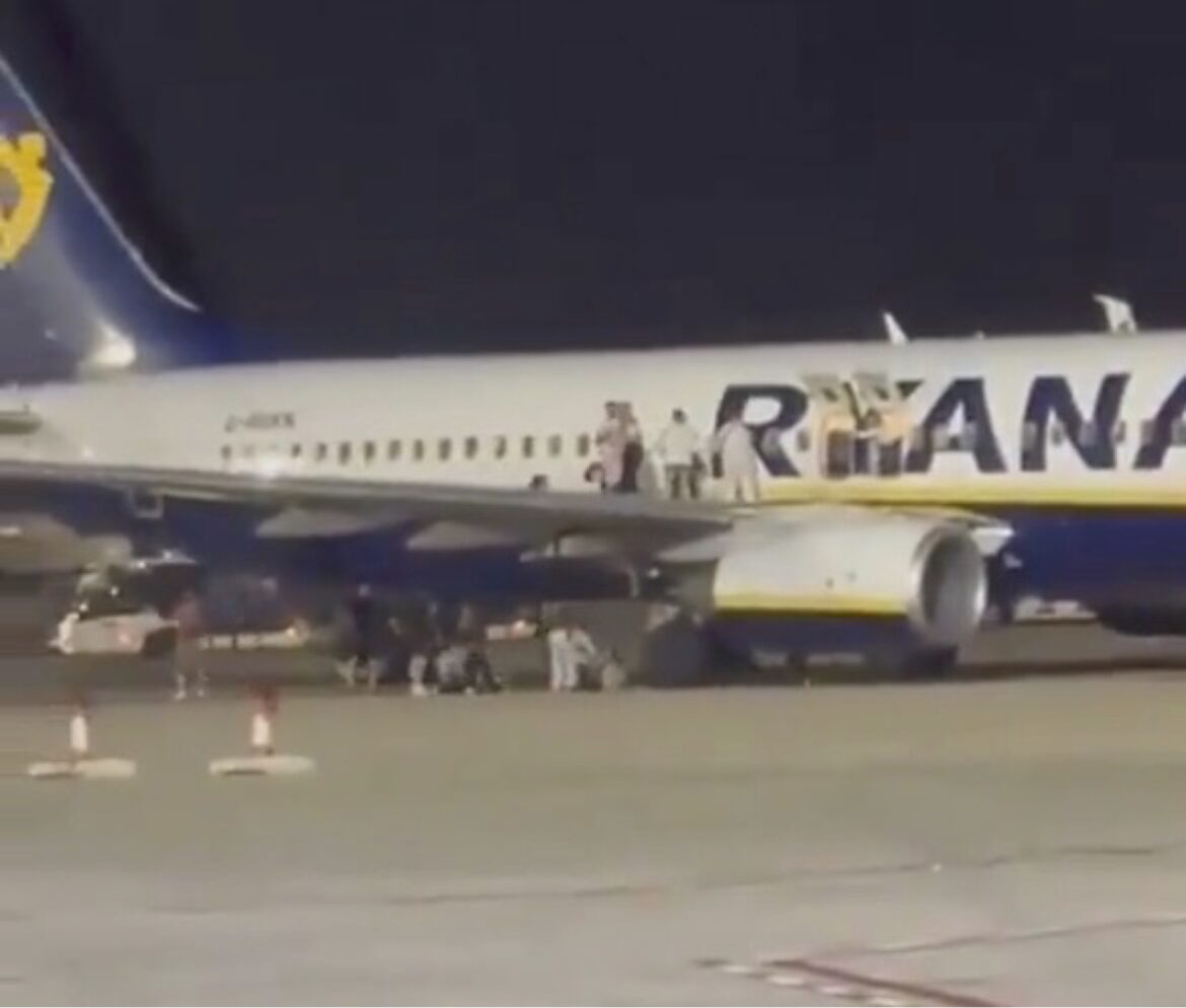 Ryanair Evacuation
