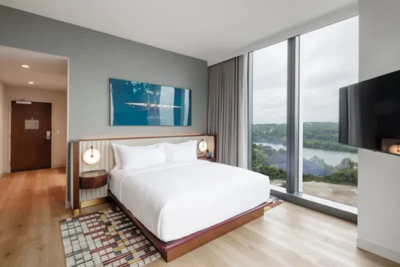 Hilton Arlington Room