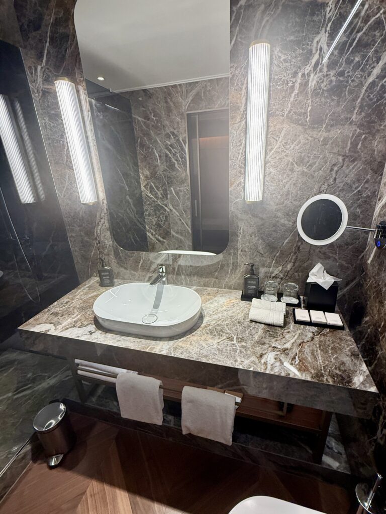 Sheraton Lake Como Hotel 17